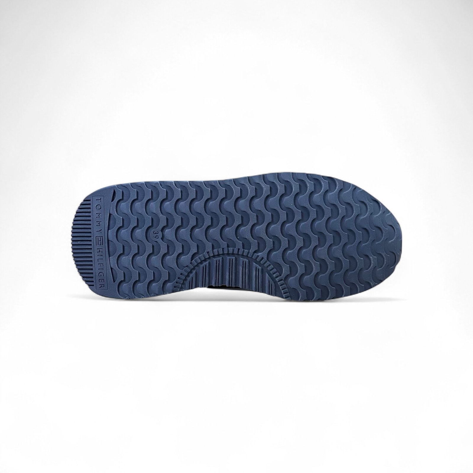 Tommy Hilfiger Sneakers – Image 2